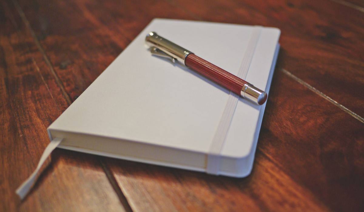 Using Sensory Language in Travel Writing